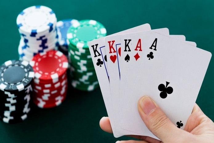 Bí quyết thành công khi chơi Poker F8bet